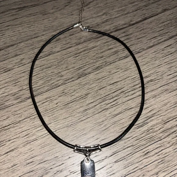 Lia Sophia Elegant Black and Silver Pendant Necklace - Picture 6 of 6